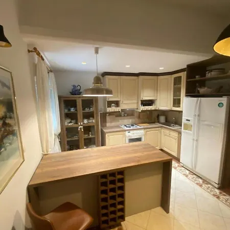 Apartment Misi *