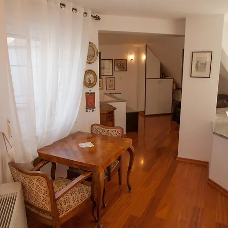 Misi Apartment *
